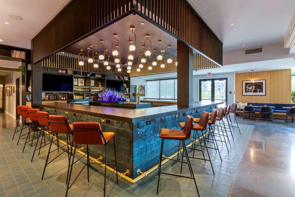 Cambria Hotel Austin Airport Restaurant bilde